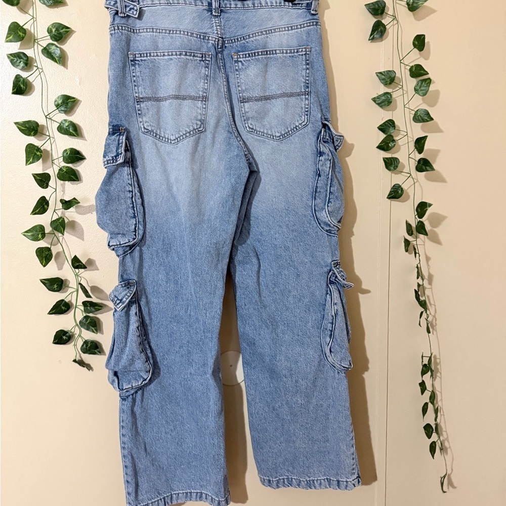 Bershka Light Denim Cargo Flare Jeans - Picture 7 of 8